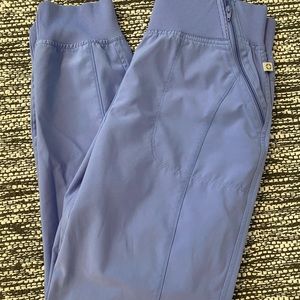 Cherokee Infinity Scrub Bottoms - Joggers Medium